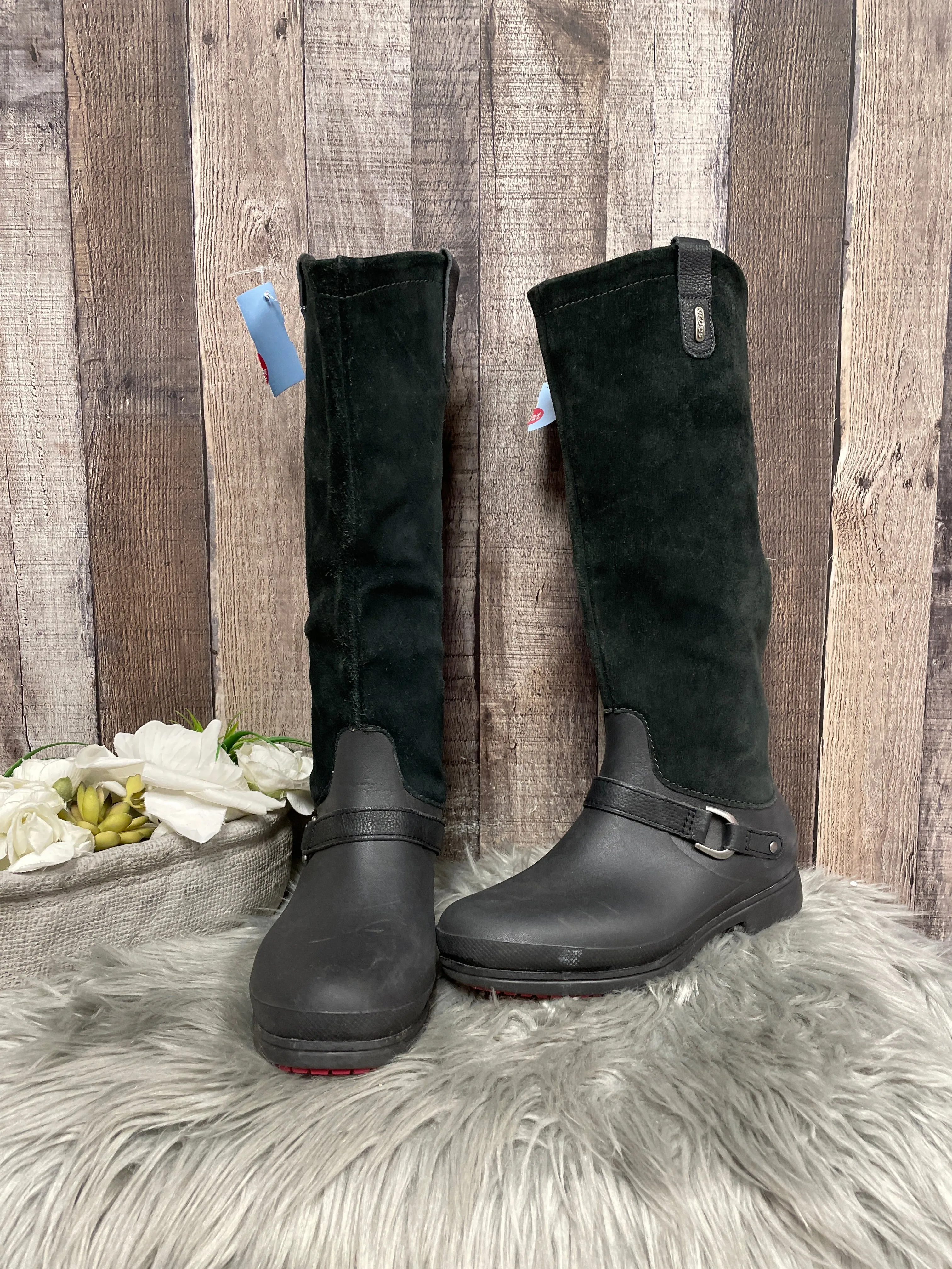 Boots Knee Flats By Crocs In Black, Size: 7 crocs