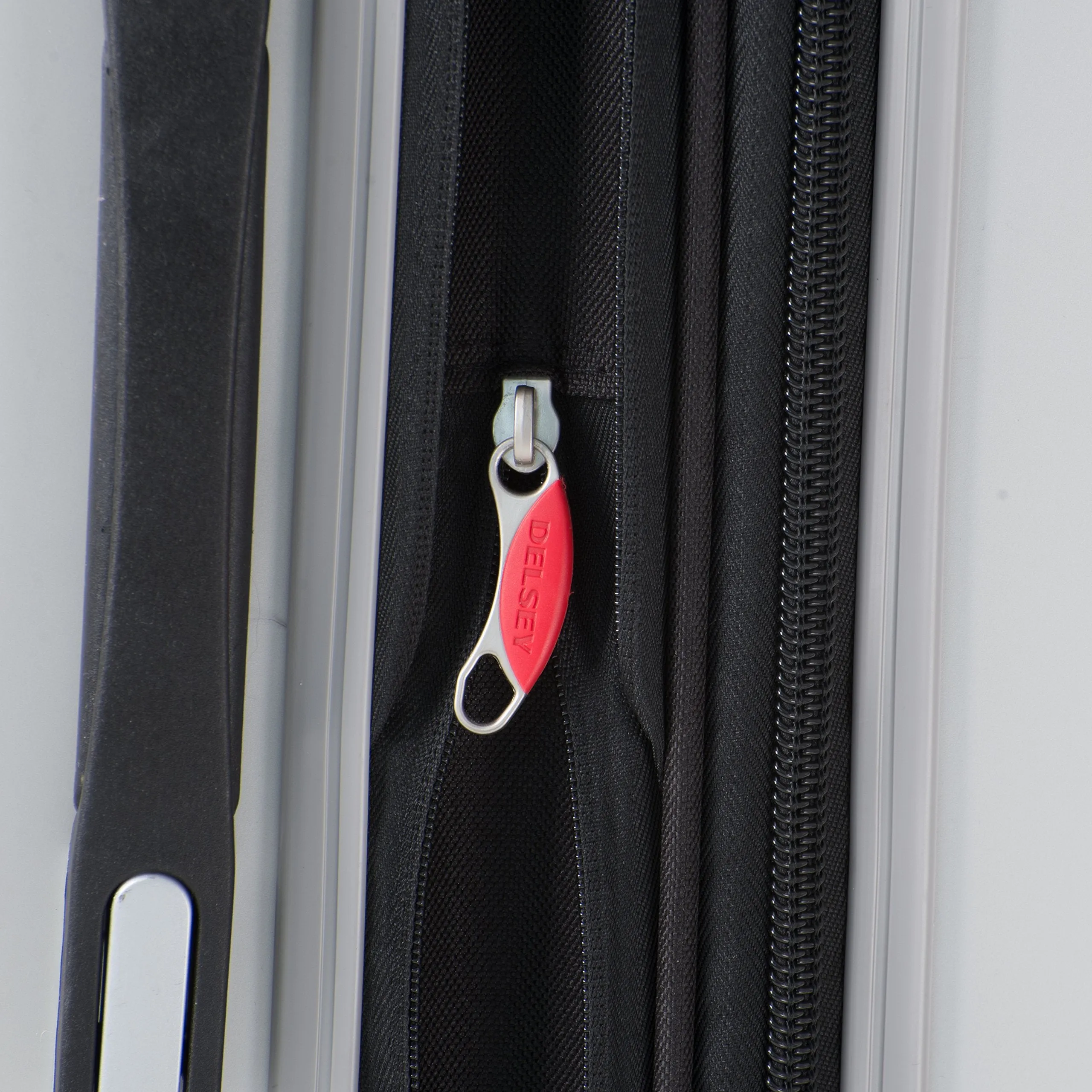 DELSEY Paris Helium Titanium 29" 4-Wheel Large Luggage Bags Delsey-Paris