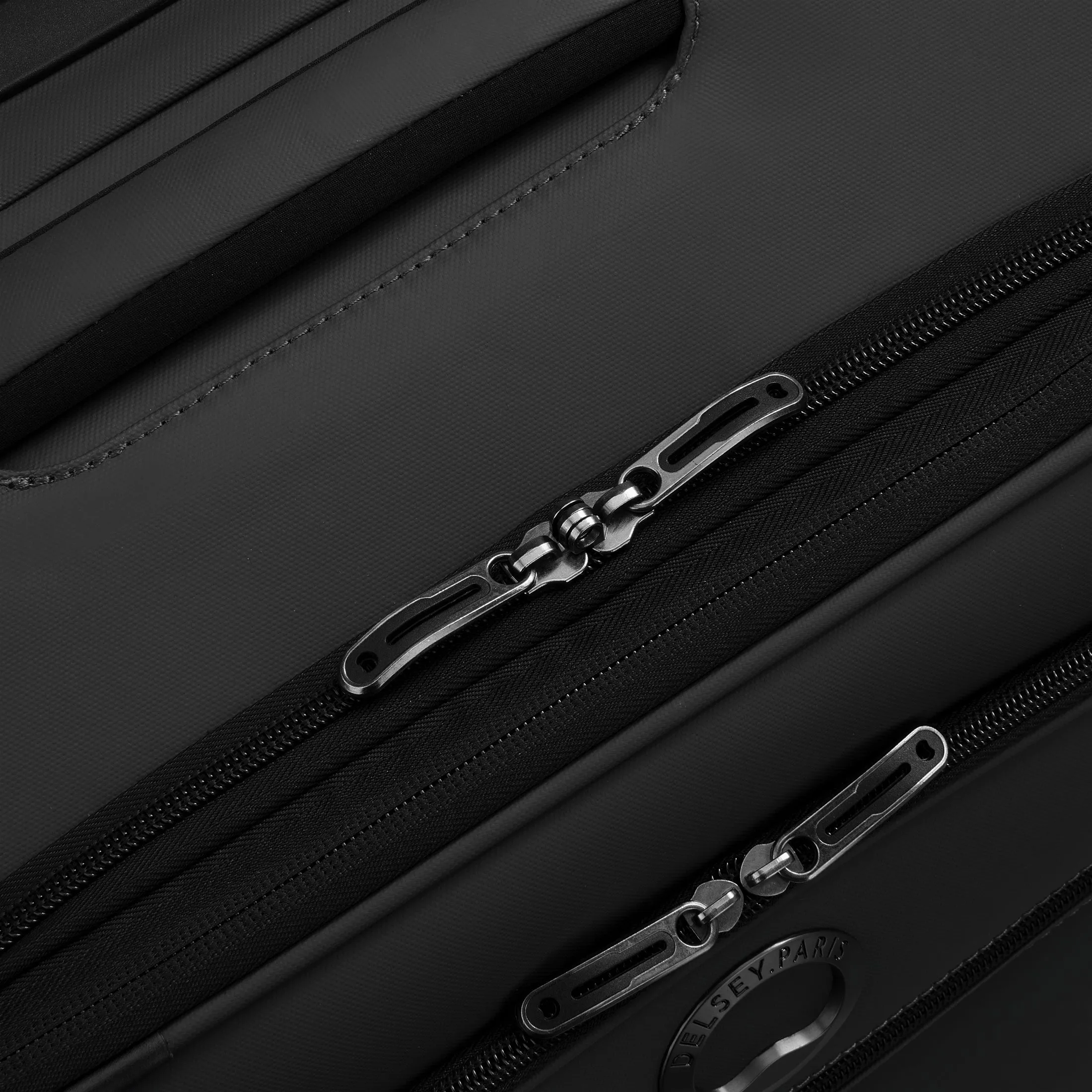 DELSEY Paris Sky Lite Softside Expandable Luggage with Spinner Wheels 2 piece set (19",24") Bags Delsey-Paris