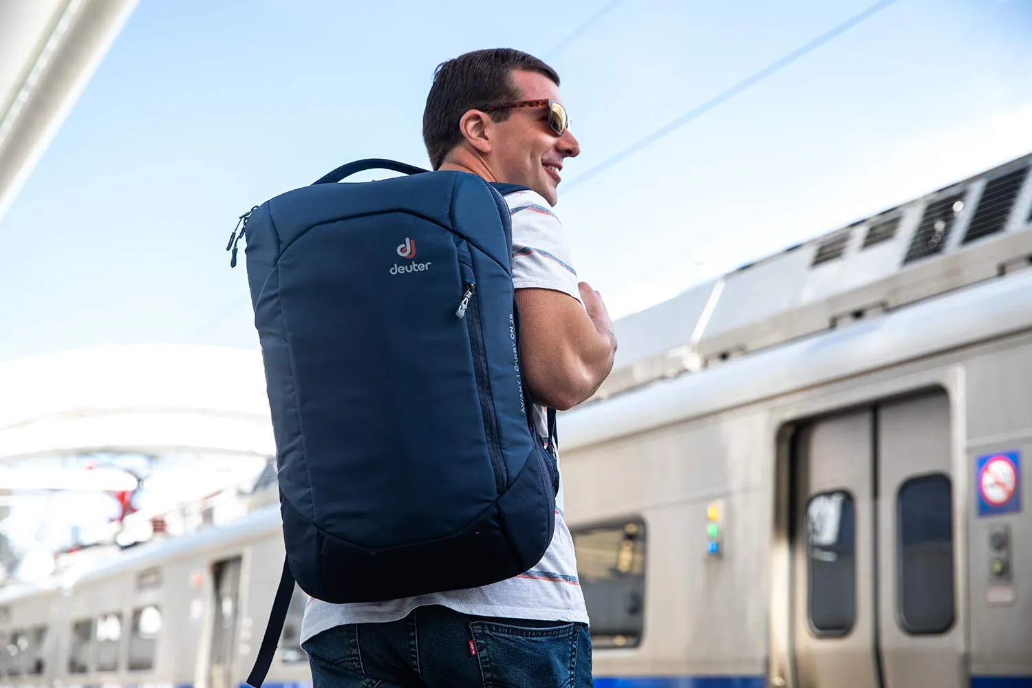 Deuter Aviant Carry On 28 Bags Deuter
