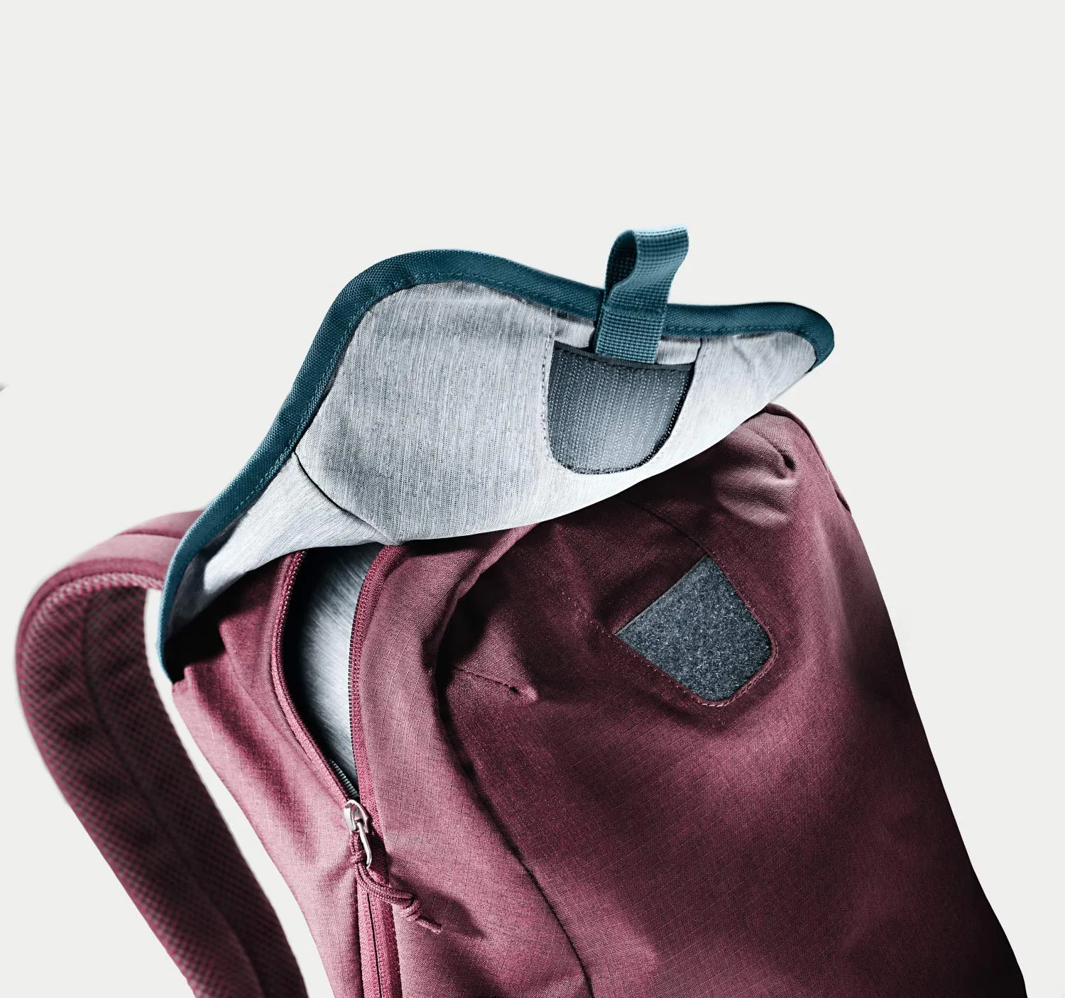 Deuter Vista Chap Bags Deuter
