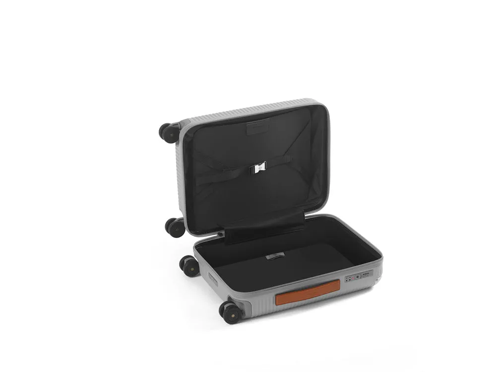 FPM Milano Bank Zip Deluxe Trunk On Wheels, 55 Carry On Bags Fpm-Milano