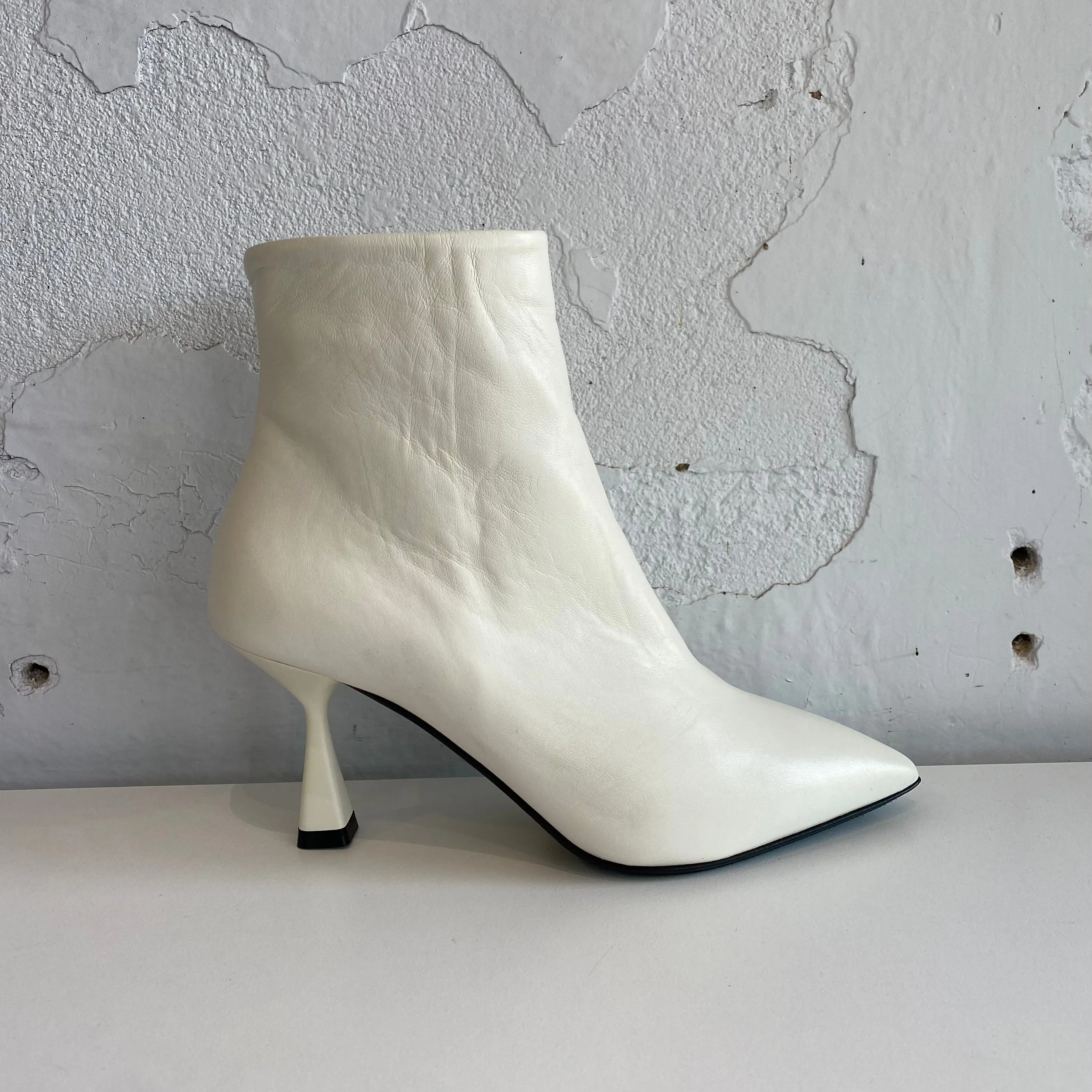 Isabelle Paris FE404 White Shoes_Isabelle-Paris