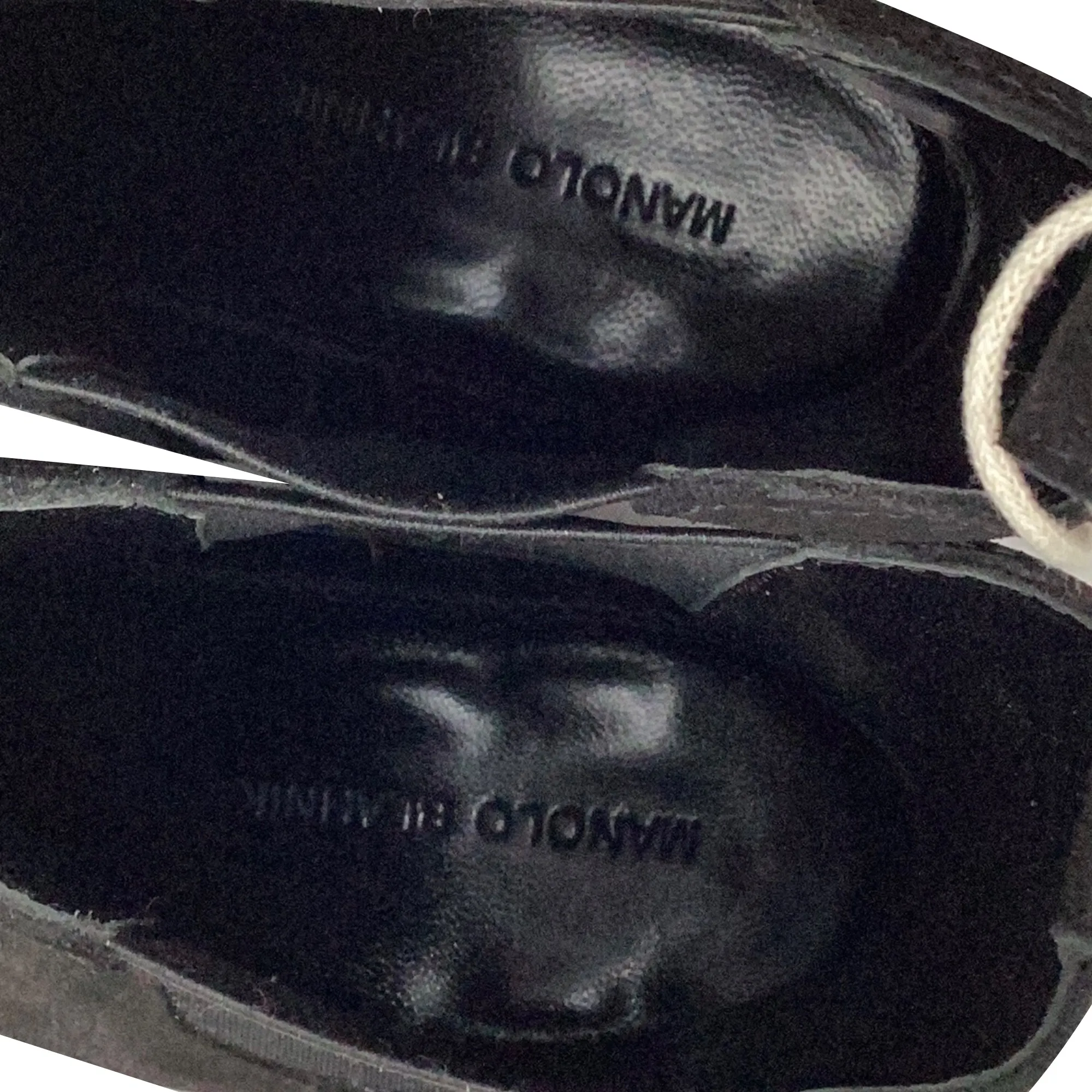 Manolo Blahnik Chelata Chelsea Boots in Black Suede Shoes_Manolo-Blahnik