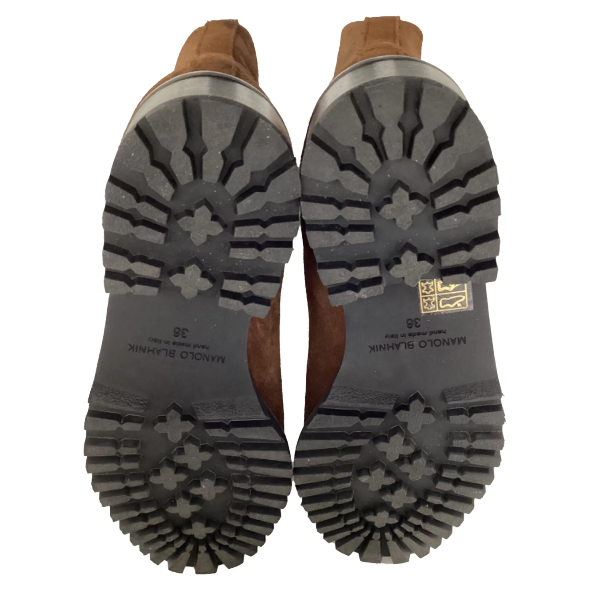 Manolo Blahnik Chelata Chelsea Boots in Brown Suede Shoes_Manolo-Blahnik