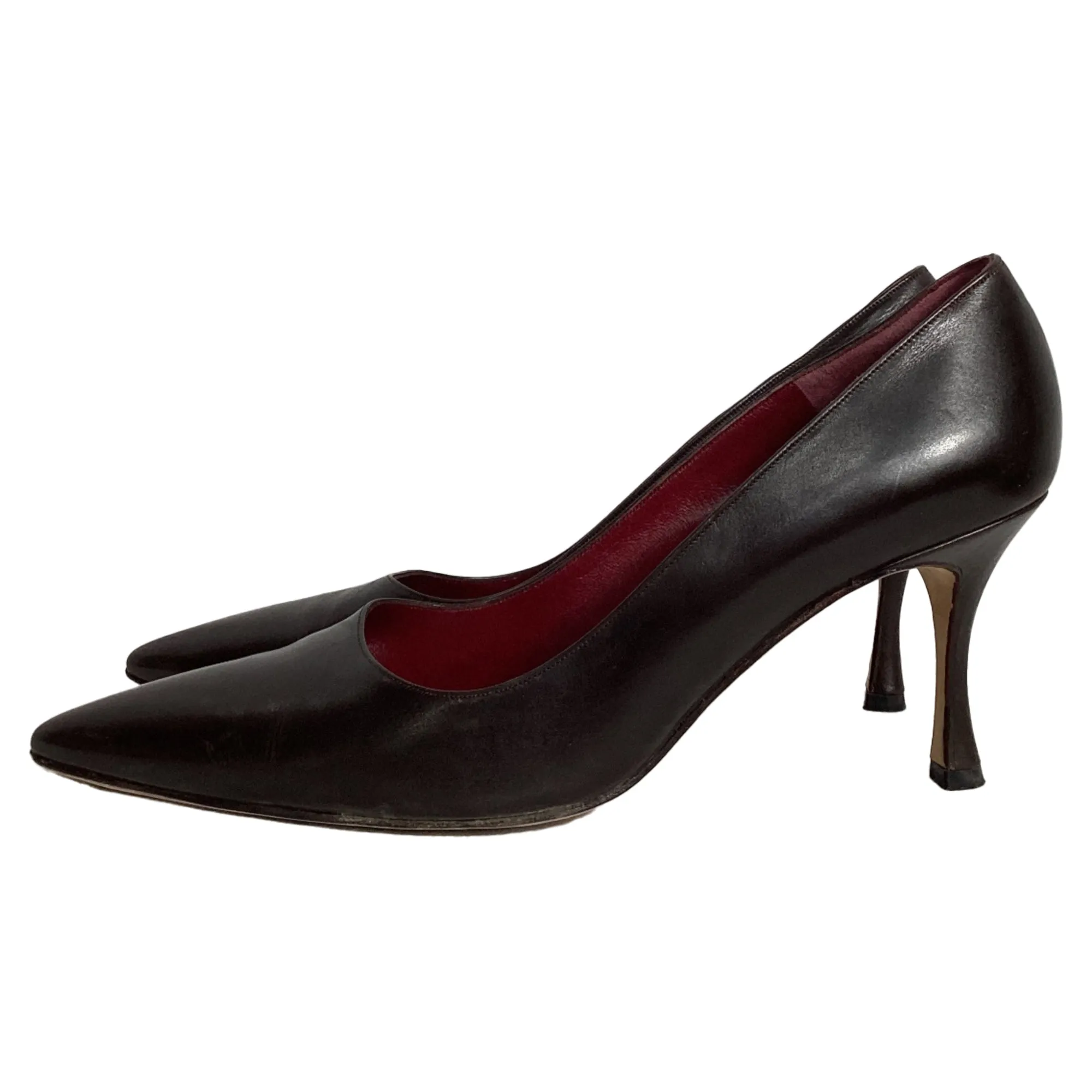 Manolo Blahnik Pointed Toe Pumps in Black Leather Shoes_Manolo-Blahnik