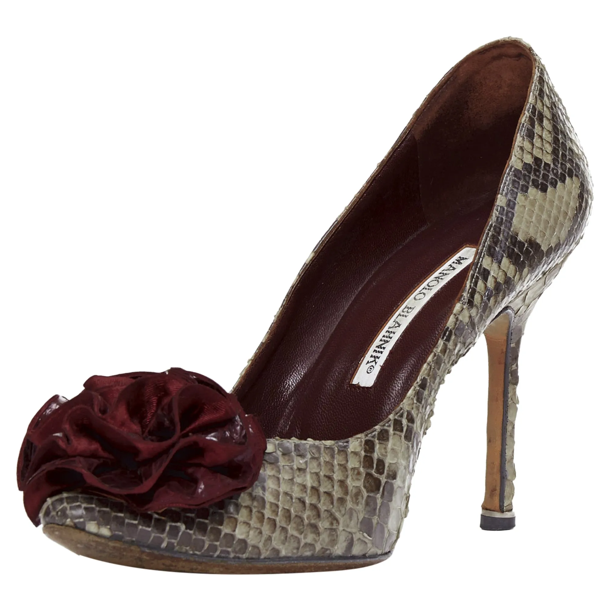 Manolo Blahnik Scaled Leather Rose Applique Pumps Shoes_Manolo-Blahnik