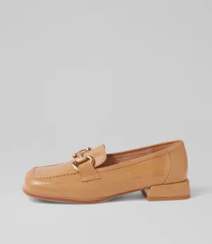 Mollini Clozer Camel Crinkle Patent Loafer Shoes_Mollini