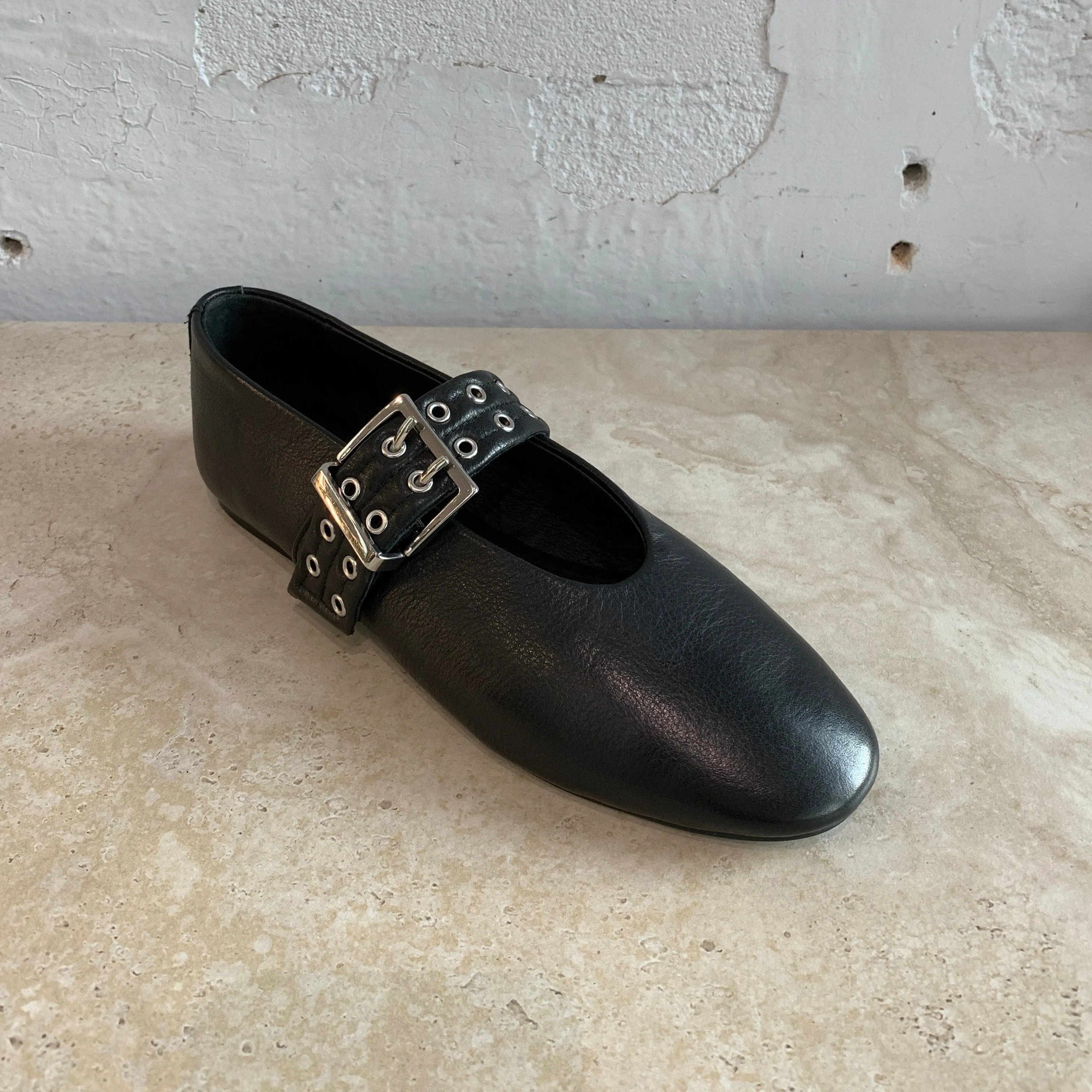 Mollini Hearts Black Leather Shoes_Mollini