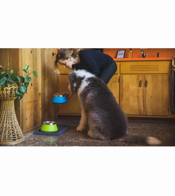 Ruffwear Basecamp Food & Water Bowl Mat (Basalt Gray)