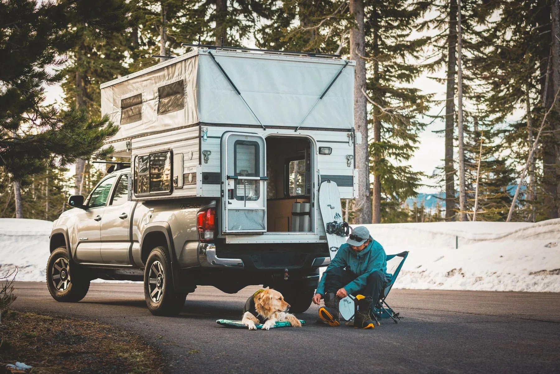 Ruffwear Basecamp Lightweight & Portable Dog Bed (Sweeping Sage)