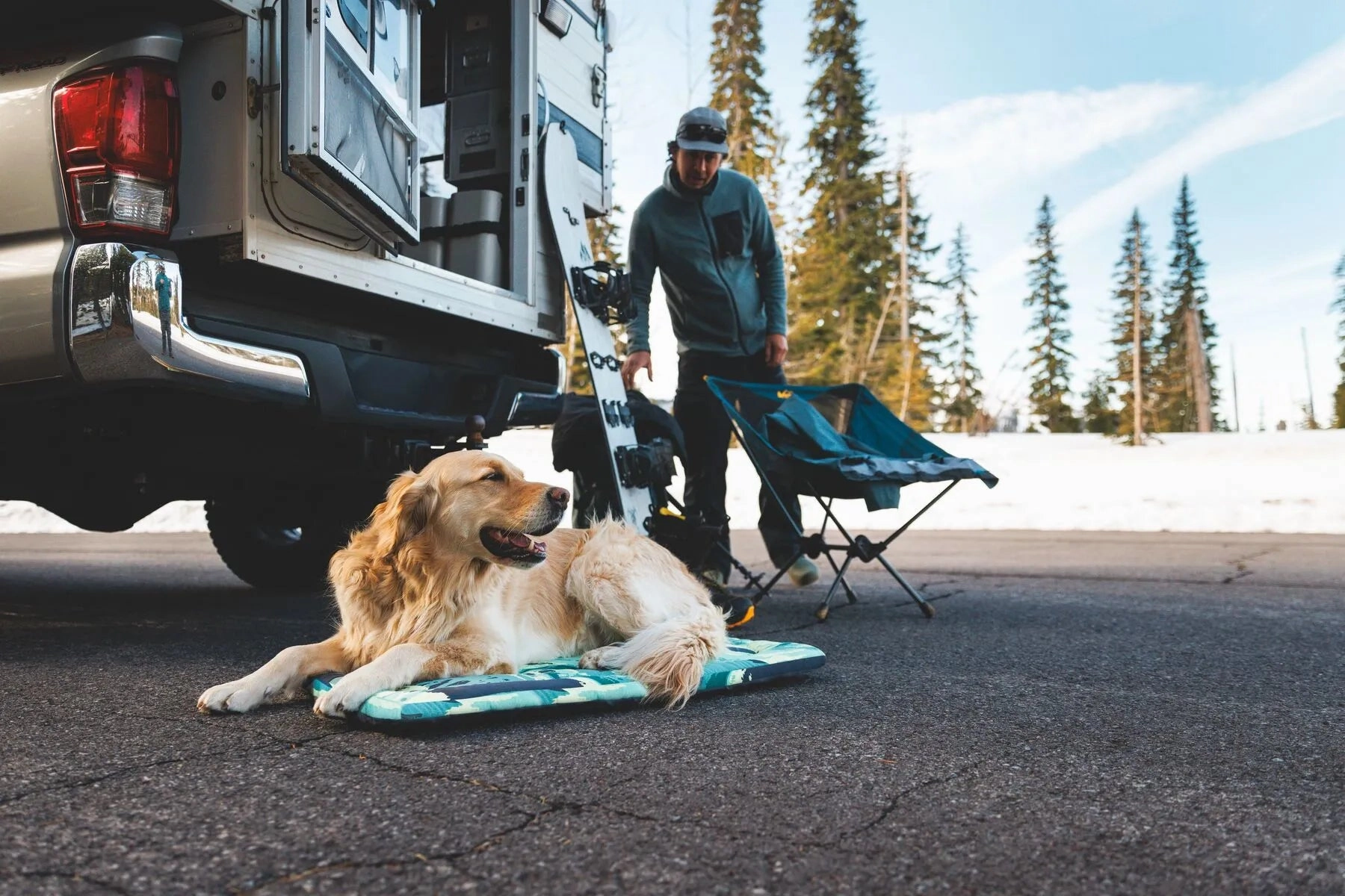 Ruffwear Basecamp Lightweight & Portable Dog Bed (Sweeping Sage)