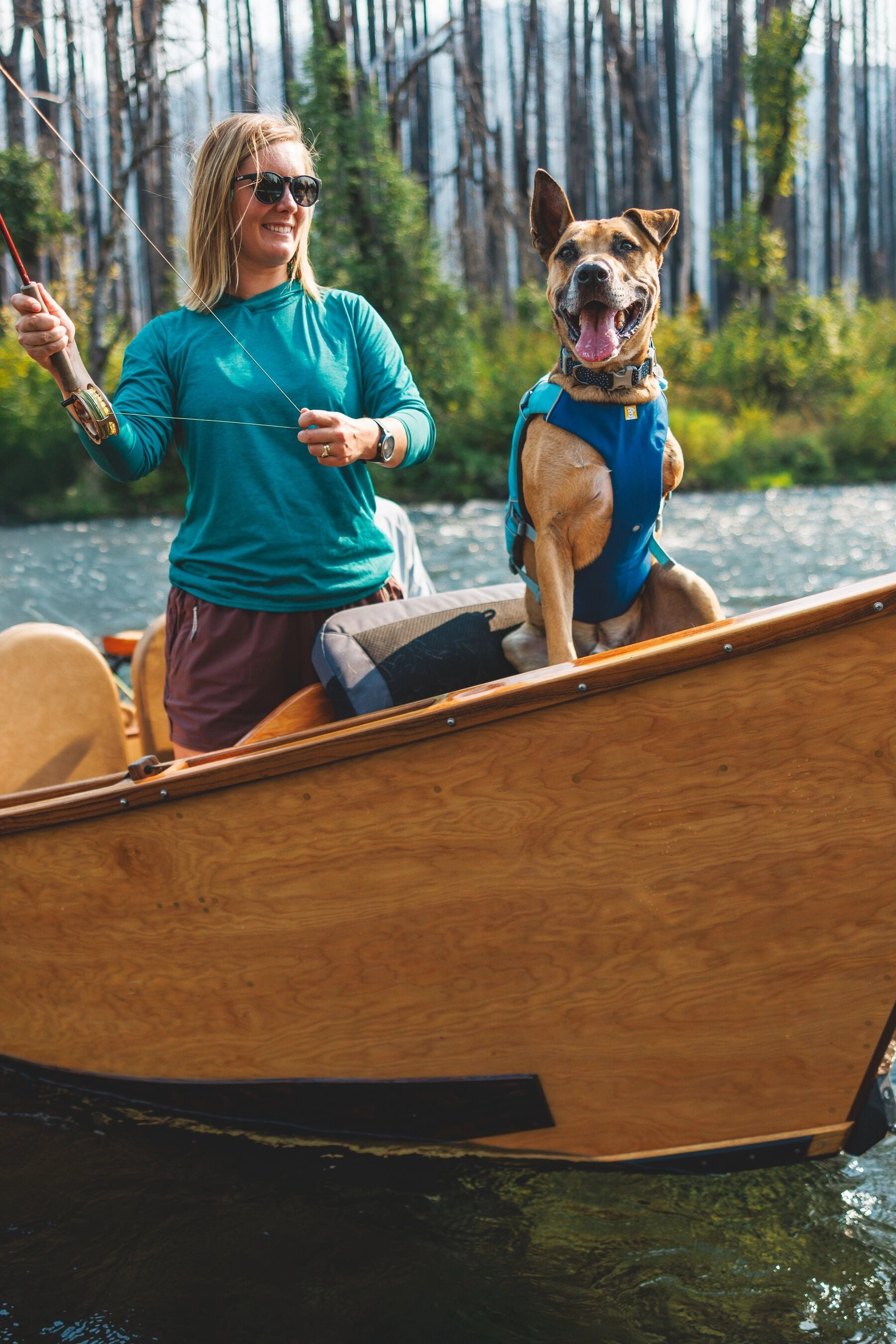 Ruffwear Confluence Harness-Style Dog Life Jacket (Biolumin Blue)