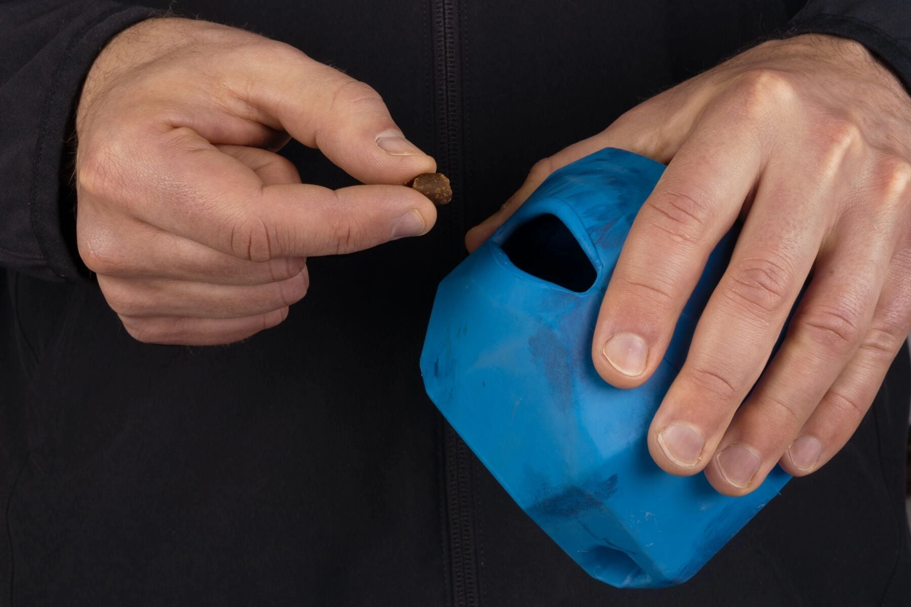 Ruffwear Gnawt-a-Rock Natural Rubber Treat Dispenser Throw Dog Toy (Glacial Blue)