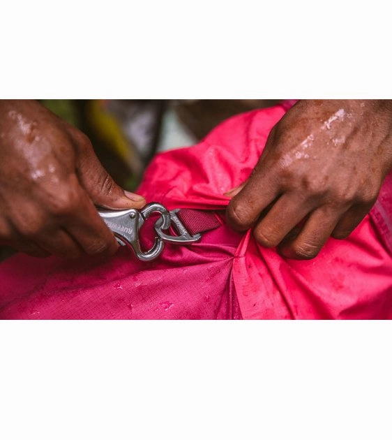 Ruffwear Sun Shower? Reflective Lightweight Dog Raincoat (Hibiscus Pink)
