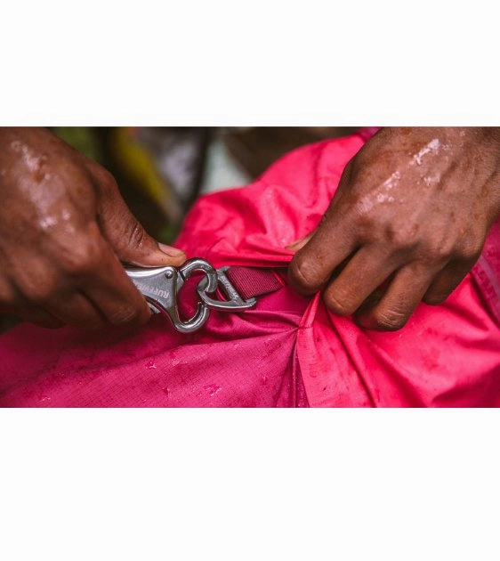 Ruffwear Sun Shower? Reflective Lightweight Dog Raincoat (Hibiscus Pink)