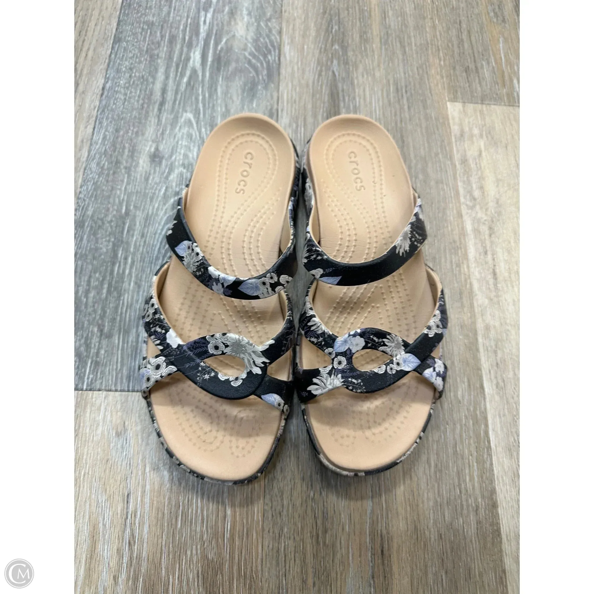 Sandals Flats By Crocs In Floral Print, Size: 8 crocs