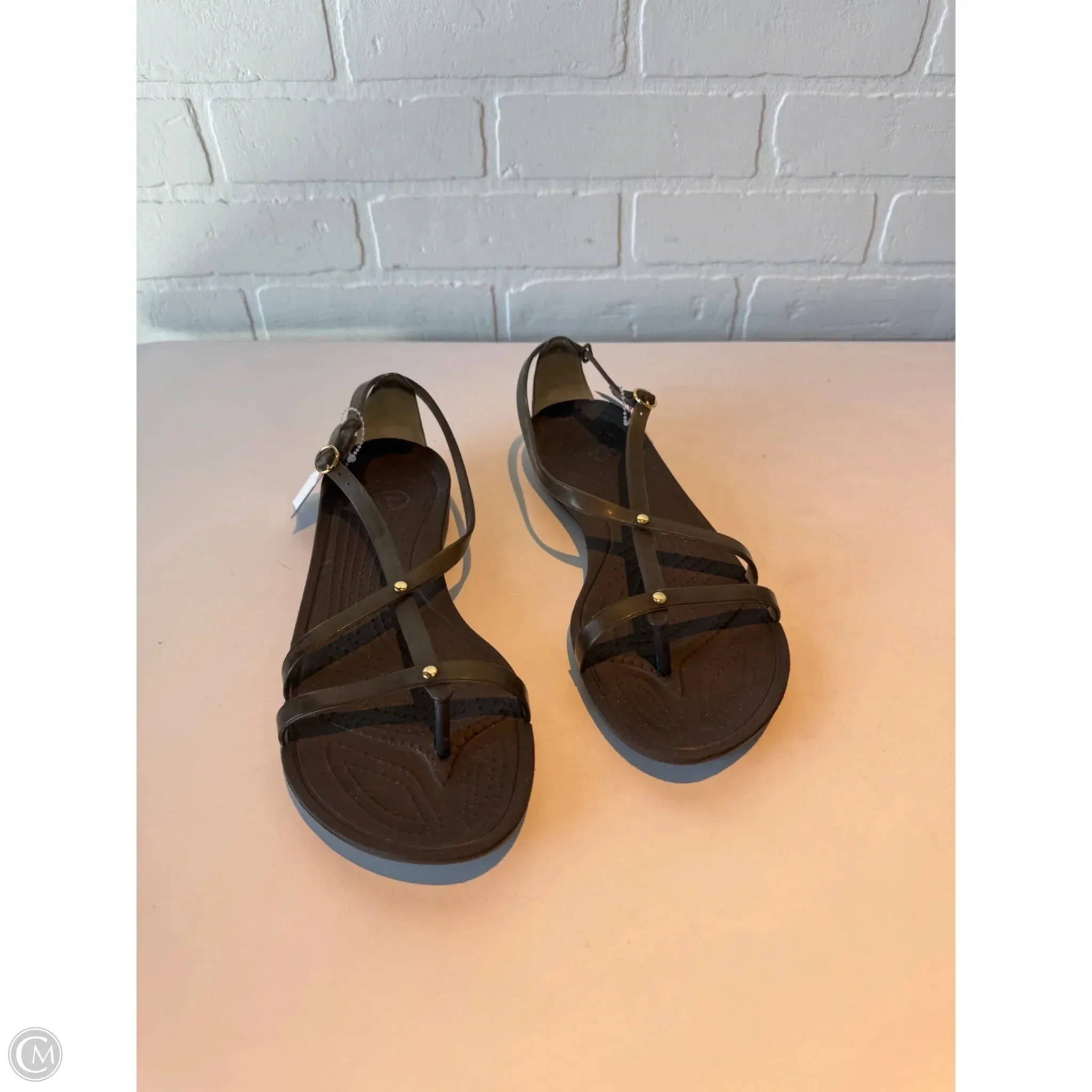 Sandals Flats By Crocs In Grey, Size: 10 crocs