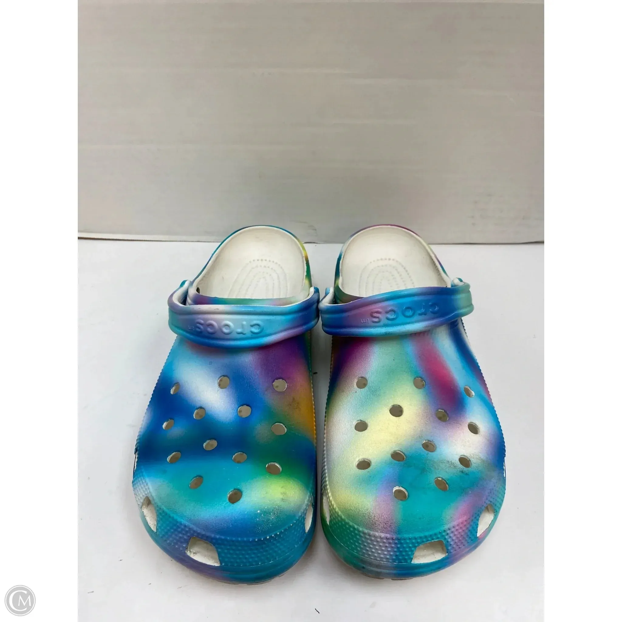 Sandals Flats By Crocs In Multi-colored, Size: 12