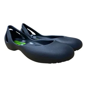 Shoes Flats By Crocs In Black, Size:7