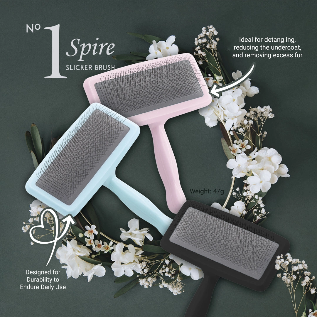 TRUE ICONIC Spire No.1 Slicker Brush (Black)