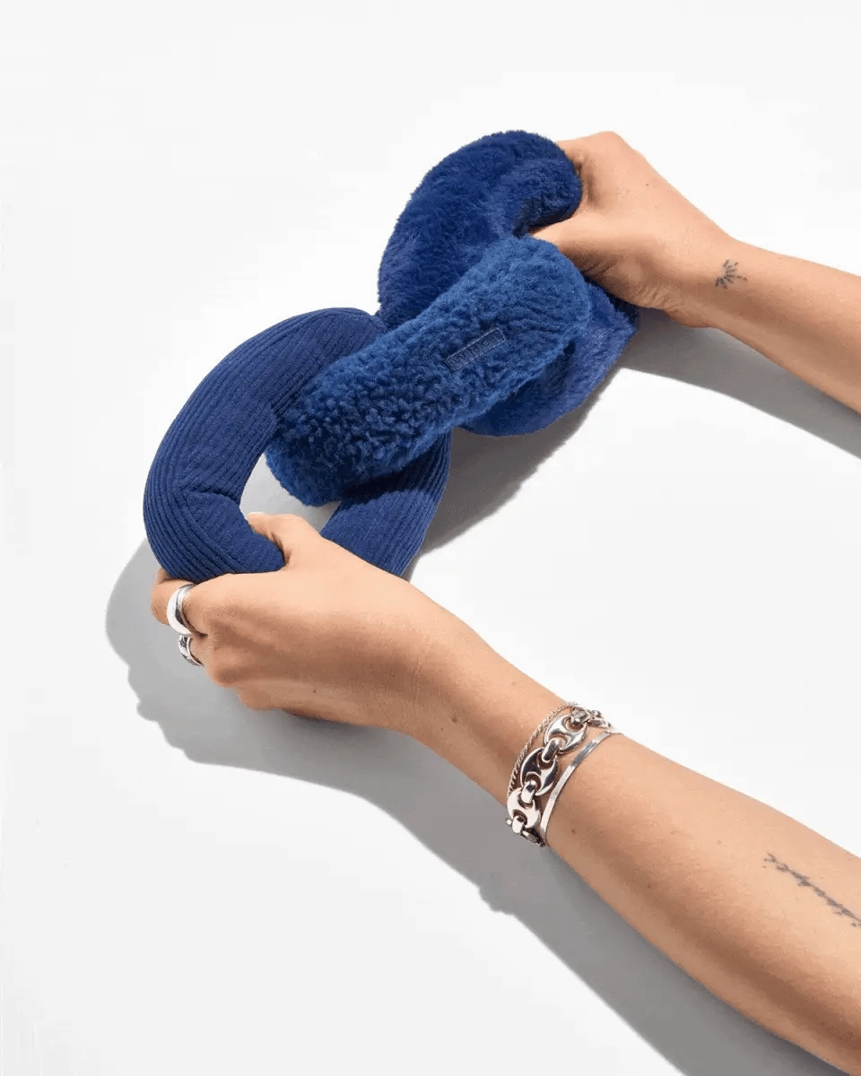 Wild One Chew Chain Crinkle Squeaky Dog Toy (Navy)