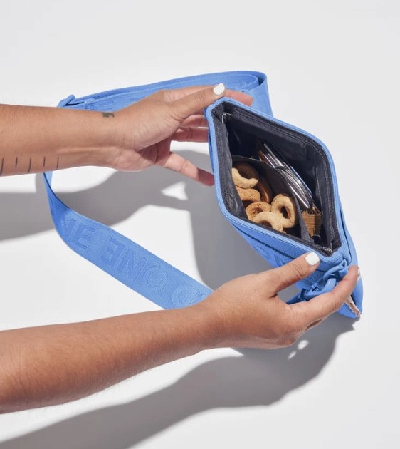 Wild One Recycled Knit Walking Treat Pouch (Moonstone)