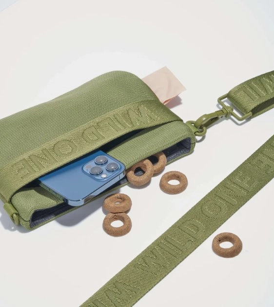 Wild One Recycled Knit Walking Treat Pouch (Moss)