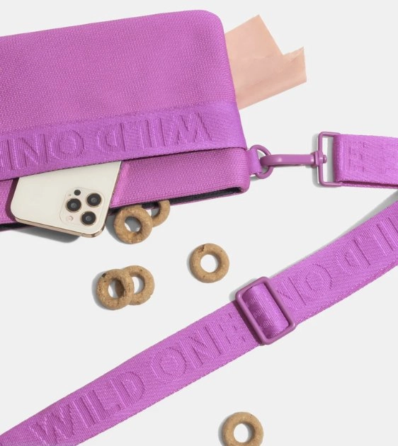 Wild One Recycled Knit Walking Treat Pouch (Orchid)