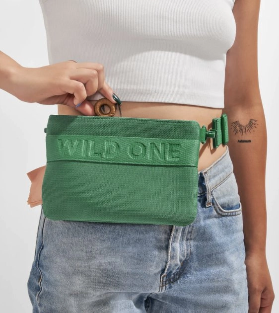 Wild One Recycled Knit Walking Treat Pouch (Spruce)