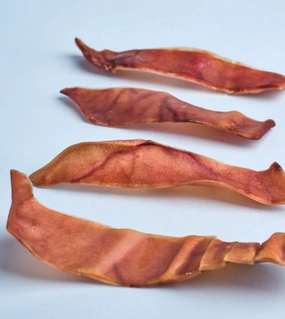 WildChow Air Dried Dog Chews (Pork Ear Strips) air-dried dog food,dehydrated dog food