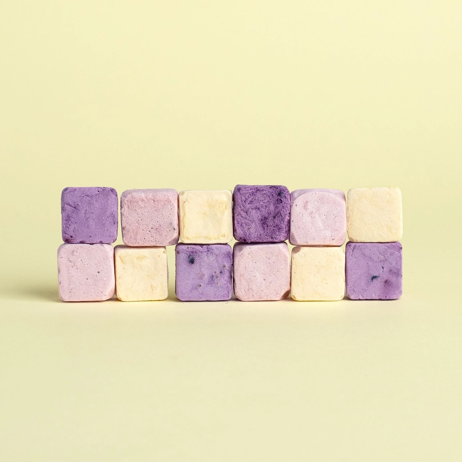 WildChow Freeze Dried Greek Yoghurt Dog Treats (Blueberries Are Blue)