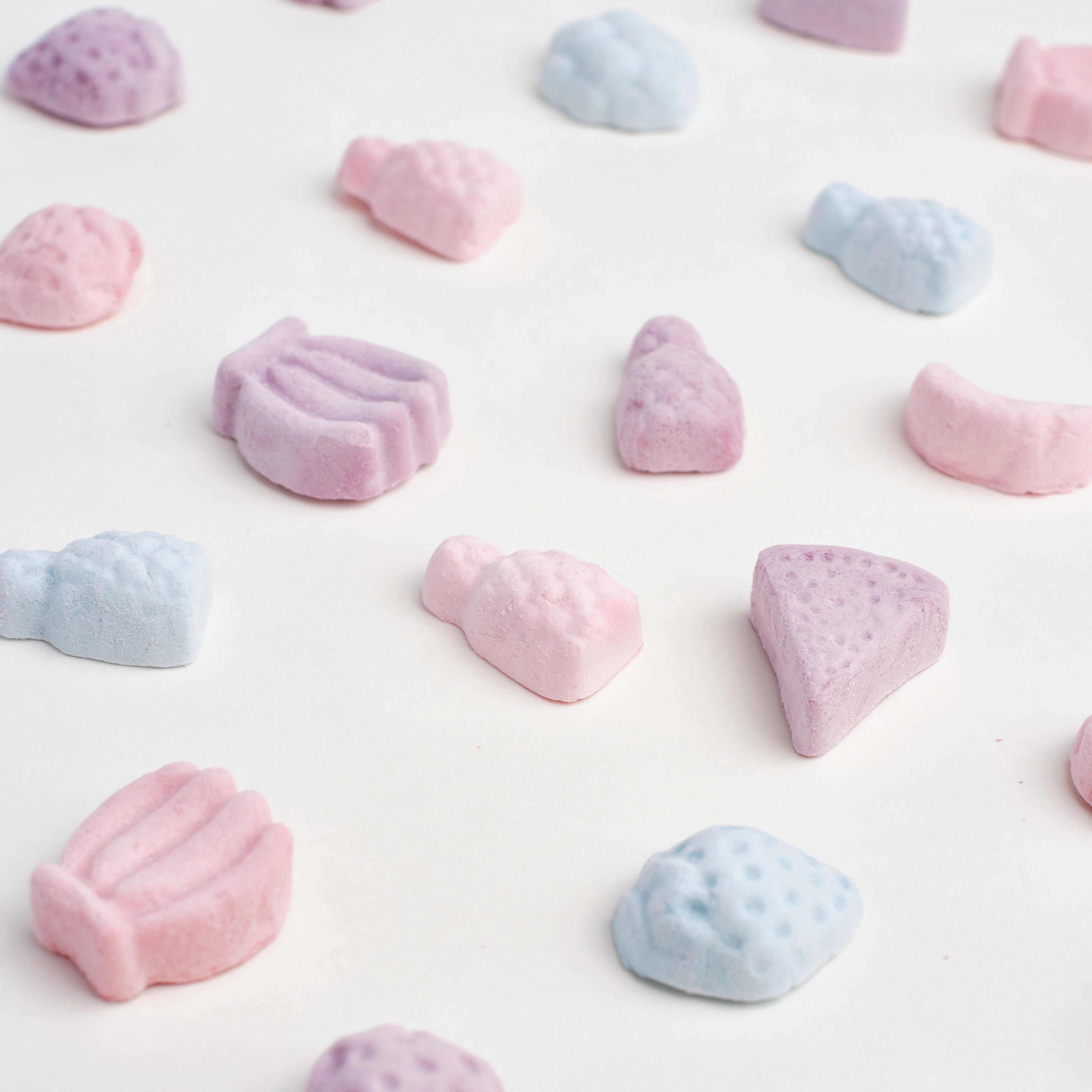 WildChow Freeze Dried Yoghurt Dog Treats (Jelly Babies Superfood)