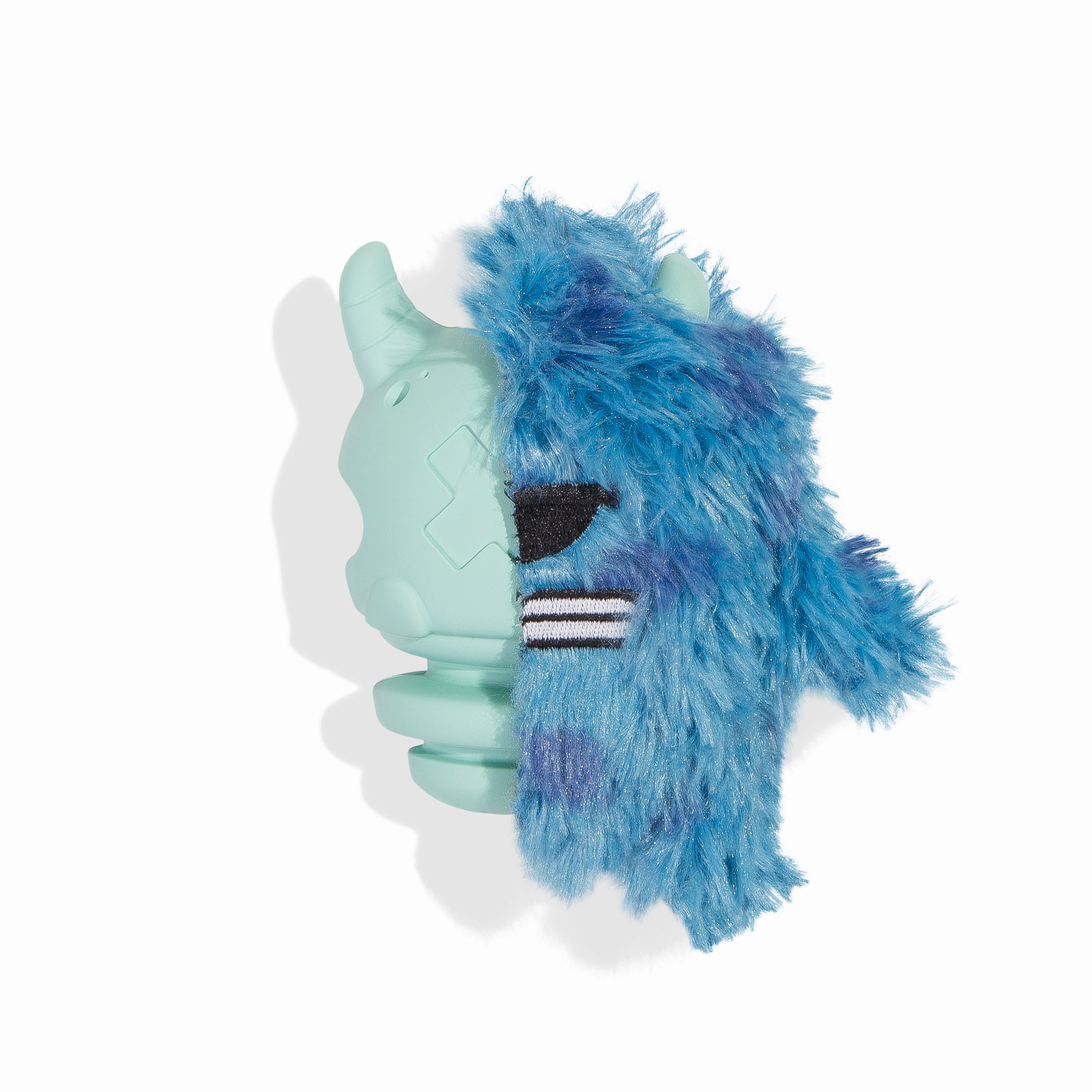 Zee.Dog Rubber Core Plush 2-In-1 Dog Chew Toy (Fresco)